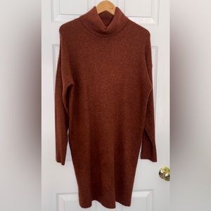 Nw/oT- Adrienne Vittadini long sleeve sweater dress